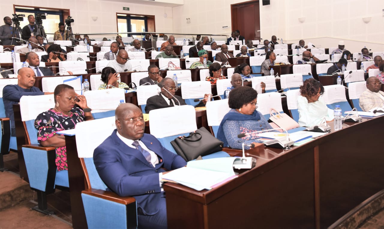 Le collectif budgétaire 2023 étant adopté,En route pour l'adoption de